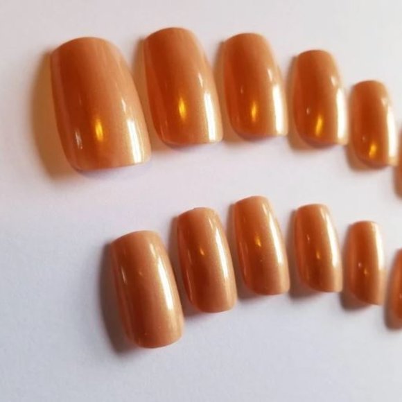 Beige Nude Short Square Press On Nails - New Hand Painted - Picture 3 of 6